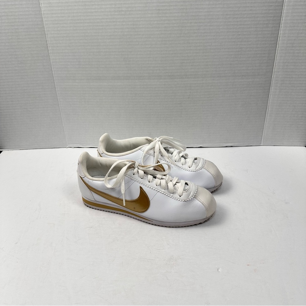 Nike Cortez Classic White and Gold Sneakers Sz 8.5